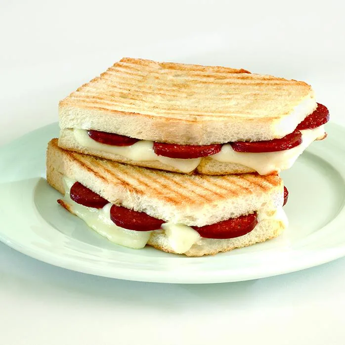 Karışık Tost (Kaşar, Sucuk)